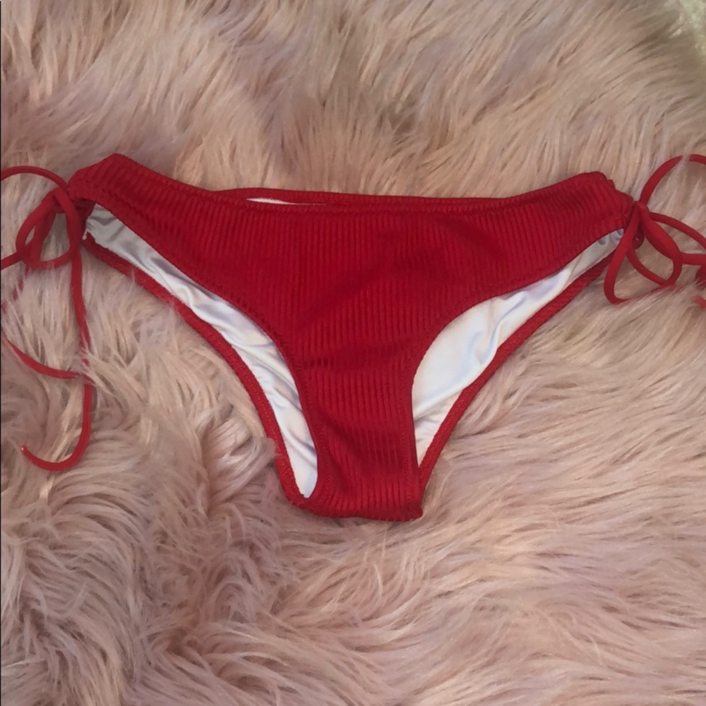 VS pink bikini bottoms